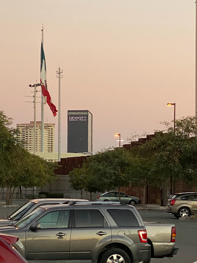 Shopping Mall «Las Americas Premium Outlets», reviews and photos, 4211 Camino De La Plaza, San Diego, CA 92173, USA