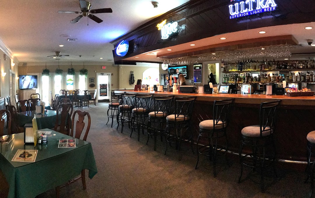The Veranda Bar & Grill at Beau Rivage Golf Resort