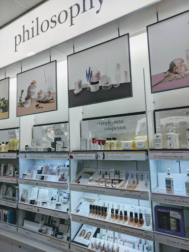 Hair Salon «Ulta Beauty», reviews and photos, 6587 N Riverside Dr, Fresno, CA 93722, USA