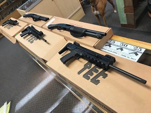 Gun Shop «Wyoming Guns», reviews and photos, 5987 S Suncoast Blvd, Homosassa, FL 34446, USA