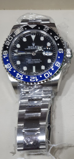 Watch Store «Diamond Club Jewelry Store Miami, Used Rolex Watches Miami», reviews and photos, 36 NE 1st St #154, Miami, FL 33132, USA