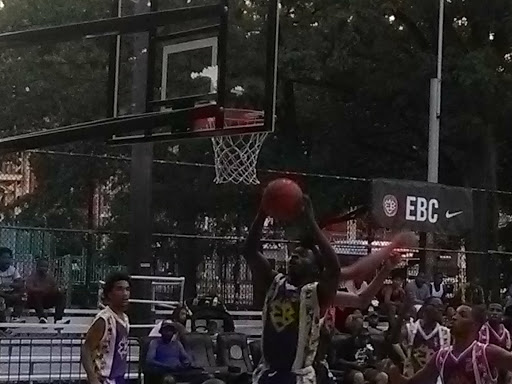 Park «Holcombe Rucker Park», reviews and photos, 280 W 155th St, New York, NY 10039, USA