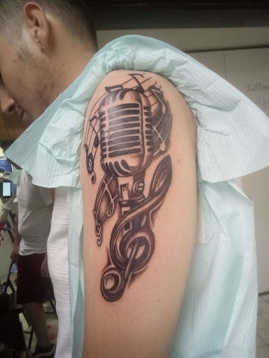 Explore 1981 tattoo ideas, creative tattoo ideas in Carbondale, available at MsCandyTattoo