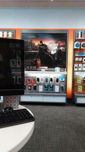 Cell Phone Store «AT&T Authorized Retailer», reviews and photos, 6551 N Orange Blossom Trail #205, Mt Dora, FL 32757, USA