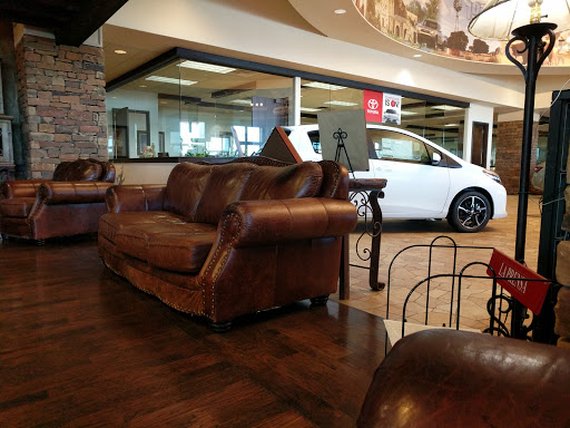 Toyota Dealer «North Park Toyota of San Antonio», reviews and photos, 10703 SW Loop 410, San Antonio, TX 78211, USA