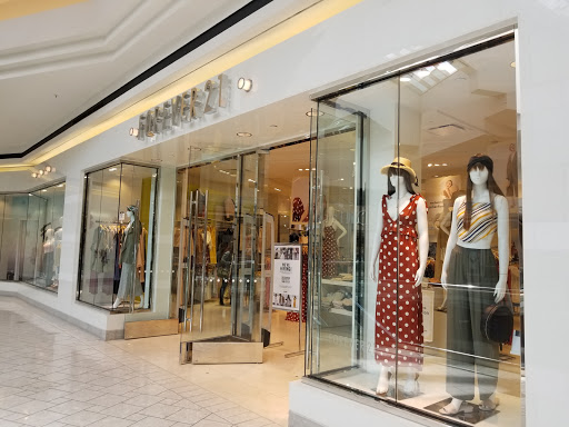 Shopping Mall «MacArthur Center», reviews and photos, 300 Monticello Ave, Norfolk, VA 23510, USA