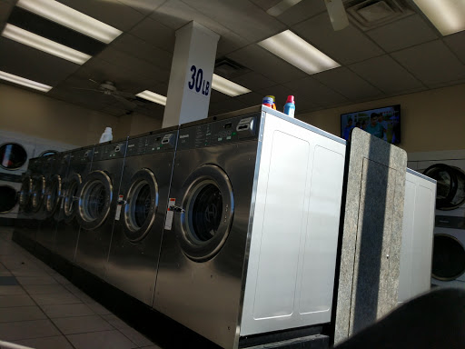 Laundromat «Laundry World Inc», reviews and photos, 3039 Graham Rd, Falls Church, VA 22042, USA