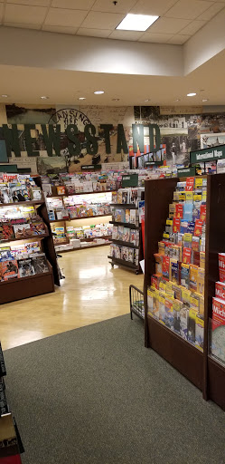 Book Store «Barnes & Noble», reviews and photos, 5132 W Saginaw Hwy, Lansing, MI 48917, USA
