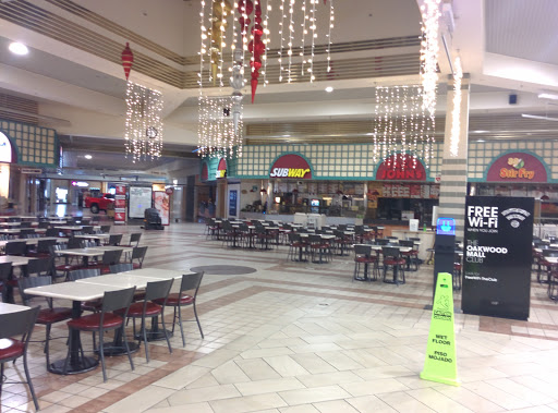 Shopping Mall «Oakwood Mall», reviews and photos, 4800 Golf Rd, Eau Claire, WI 54701, USA