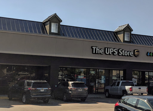 The UPS Store, 4843 Colleyville Blvd #251, Colleyville, TX 76034, USA, 