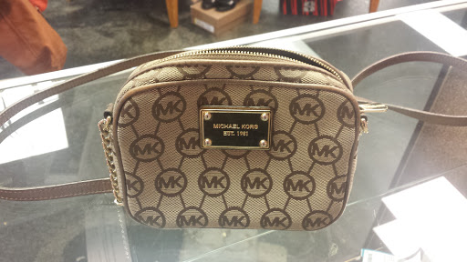 Boutique «What Women Want Resale Boutique», reviews and photos, 9012 Research Blvd Ste C12, Austin, TX 78758, USA