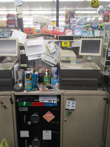 Discount Store «Dollar General», reviews and photos, 49 W Main St, Albion, IL 62806, USA