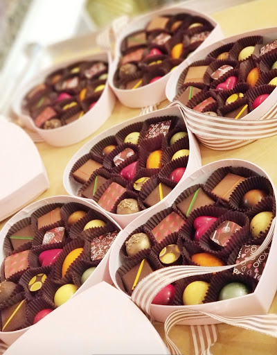 Miel Bon Bons I Fine Chocolate & Macarons l Extraordinary Desserts