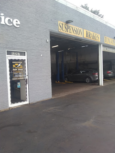 Auto Repair Shop «Mt. Greenwood Auto Repair», reviews and photos, 12257 S Cicero Ave, Alsip, IL 60803, USA