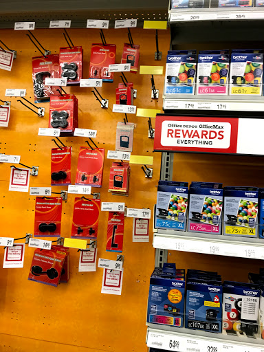 Office Supply Store «OfficeMax», reviews and photos, 9151 Fields Ertel Rd, Cincinnati, OH 45249, USA