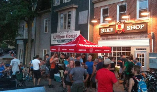 Bicycle Store «2 Bici Bicycle Shop», reviews and photos, 8695 Archer Ave, Willow Springs, IL 60480, USA