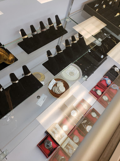 Second Hand Store «STUFF», reviews and photos, 9770 SE 82nd Ave, Happy Valley, OR 97086, USA