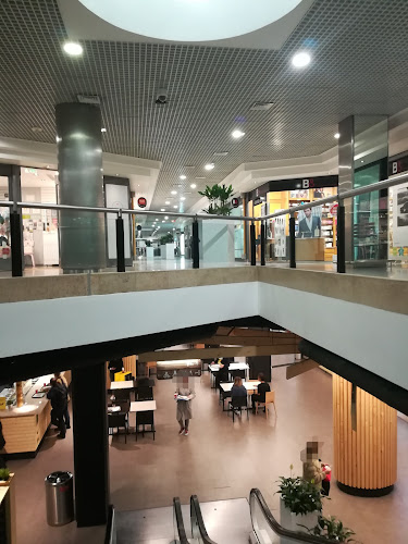 Saldanha Residence - Shopping Center