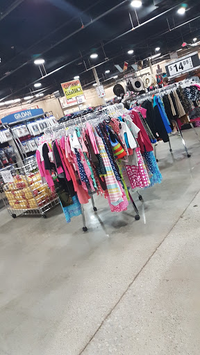 Sporting Goods Store «Big R of Homer Glen», reviews and photos, 15830 S Bell Rd, Homer Glen, IL 60491, USA