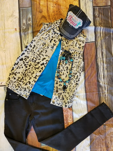 Florist «A & F Boutique LLC», reviews and photos, 13791 US-87, La Vernia, TX 78121, USA