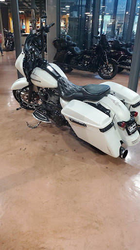 Motorcycle Dealer «Cowboy’s Alamo City Harley-Davidson», reviews and photos, 11005 I-35, San Antonio, TX 78233, USA