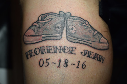 Tattoo Shop «The Shop», reviews and photos, 141 S Grand Ave, Fowlerville, MI 48836, USA