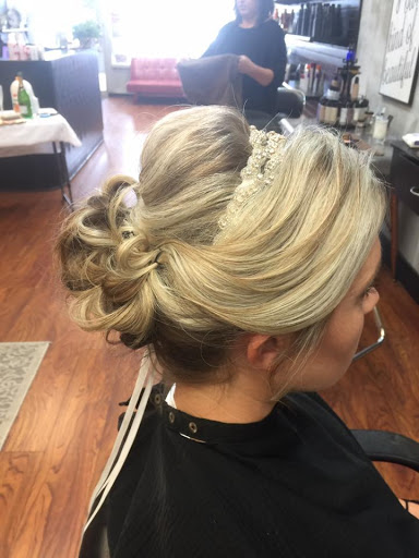 Hair Salon «Mirror Mirror Hair Salon», reviews and photos, 11 Court House South Dennis Rd, Cape May Court House, NJ 08210, USA