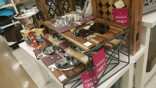 Department Store «T.J. Maxx», reviews and photos, 55 Commerce Way, Seekonk, MA 02771, USA