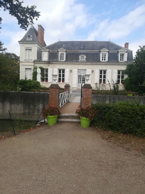 Château de la Grenouillère à Suèvres