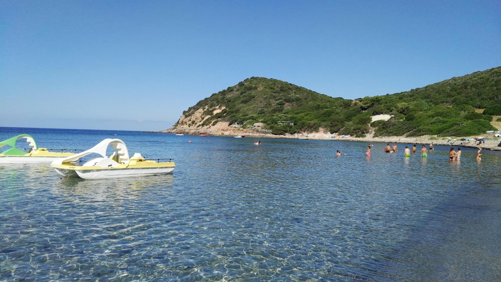 Spiaggia di Poddine'in fotoğrafı geniş bir kıyı şeridi ile birlikte