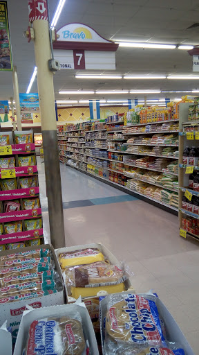 Grocery Store «Bravo Supermarkets», reviews and photos, 2701 N Hiawassee Rd, Orlando, FL 32818, USA