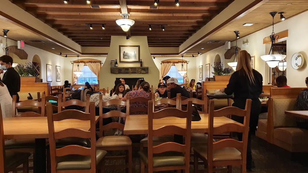 Olive Garden Italian Restaurant 33160