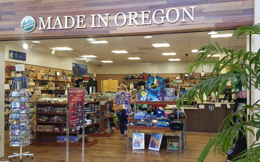 Shopping Mall «Salem Center», reviews and photos, 401 Center St NE, Salem, OR 97301, USA