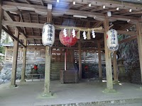 下津尾社社殿