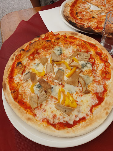 Ristorante Val di Non - Alla Diga in Ville dAnaunia, Provincia Autonoma di Trento