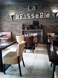Atmosphère du Bistro La Brasserie à Néris-les-Bains - n°2