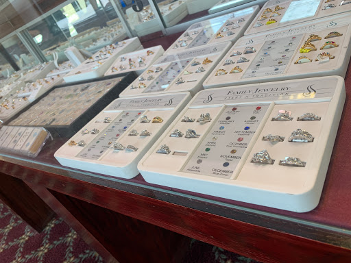 Jeweler «Look Jewelers», reviews and photos, 16210 Aberdeen St NE, Ham Lake, MN 55304, USA