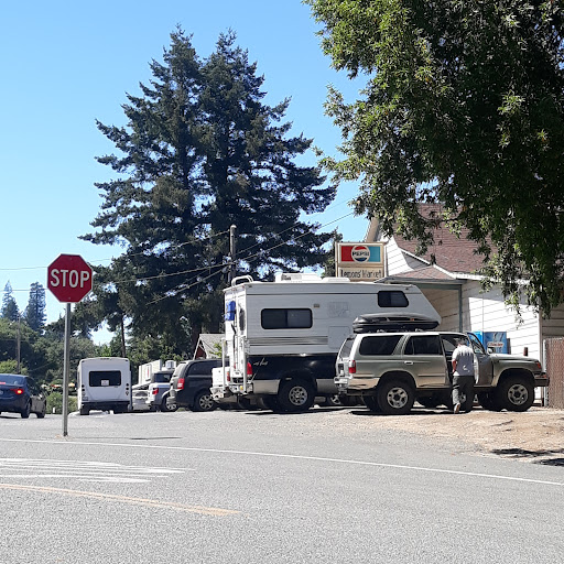 Grocery Store «Lemons Philo Market», reviews and photos, 8651 CA-128, Philo, CA 95466, USA