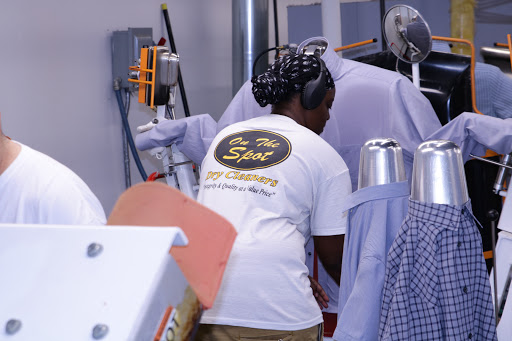 Dry Cleaner «On the Spot Dry Cleaners», reviews and photos, 7399 State Rd, Cleveland, OH 44134, USA