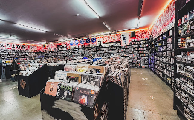 Reviews of Missing Records in Glasgow - Music store
