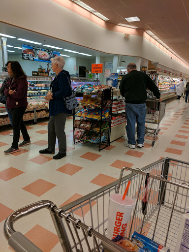 Grocery Store «Market Basket», reviews and photos, 100 Market Street, Tilton, NH 03276, USA