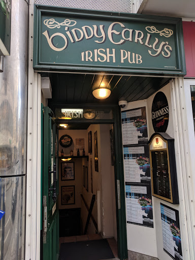 Biddy Earlys Irish Pub