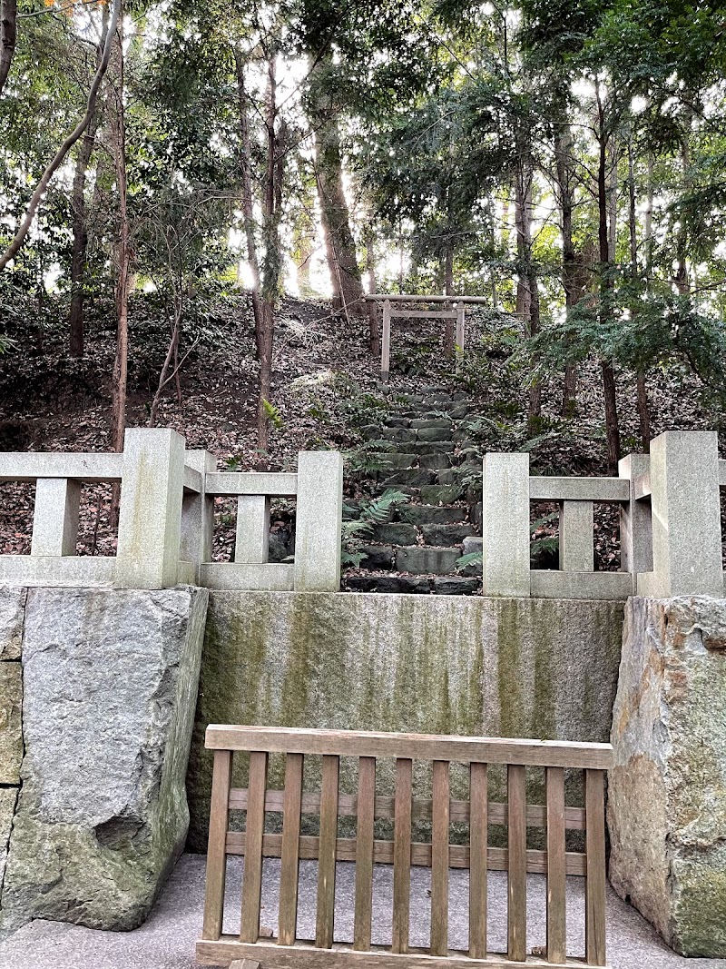 難波の小池 神奈川県寒川町宮山 観光名所 神社 寺 グルコミ