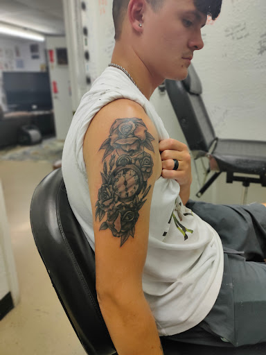Tattoo Shop «Goodfellas Tattoos», reviews and photos, 908 SW 66th St, Oklahoma City, OK 73139, USA