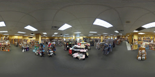Book Store «Books-A-Million», reviews and photos, 116 Bangor Mall Blvd, Bangor, ME 04401, USA