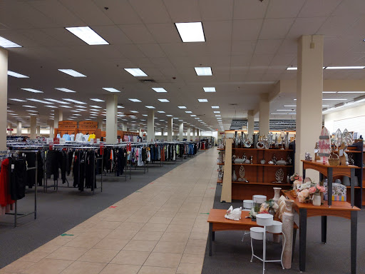Clothing Store «Burlington Coat Factory», reviews and photos, 4801 McKnight Rd #42, Pittsburgh, PA 15237, USA