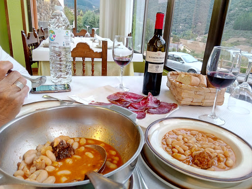 Información y opiniones sobre Miesses Parrilla Restauran """Santo TORIBIO"""" HOSPEDAJE de Camaleño