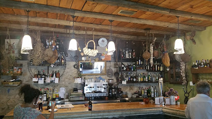 Café Bar Manuela - C. San Juan, 22, 40230 Dehesa Mayor, Segovia, Spain