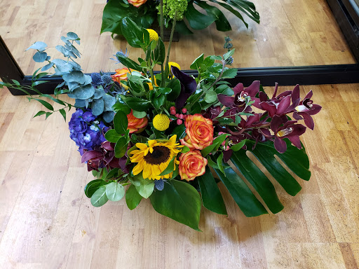 Florist «Alborada Florist», reviews and photos, 17 Huguenot St, New Rochelle, NY 10801, USA