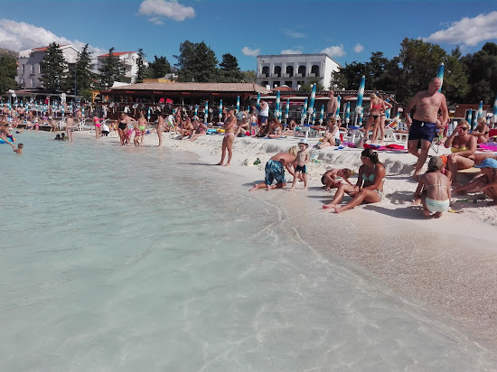 Poli Mora Strand